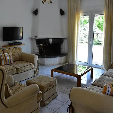 White Clam Vintage House With Sea View & Garden