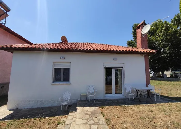 Casa de Férias White Clam Vintage House With Sea View & Garden Makrygialos