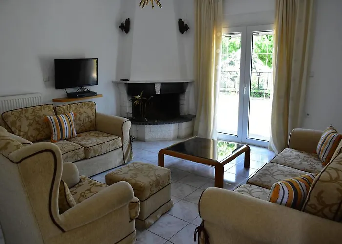 White Clam Vintage House With Sea View & Garden